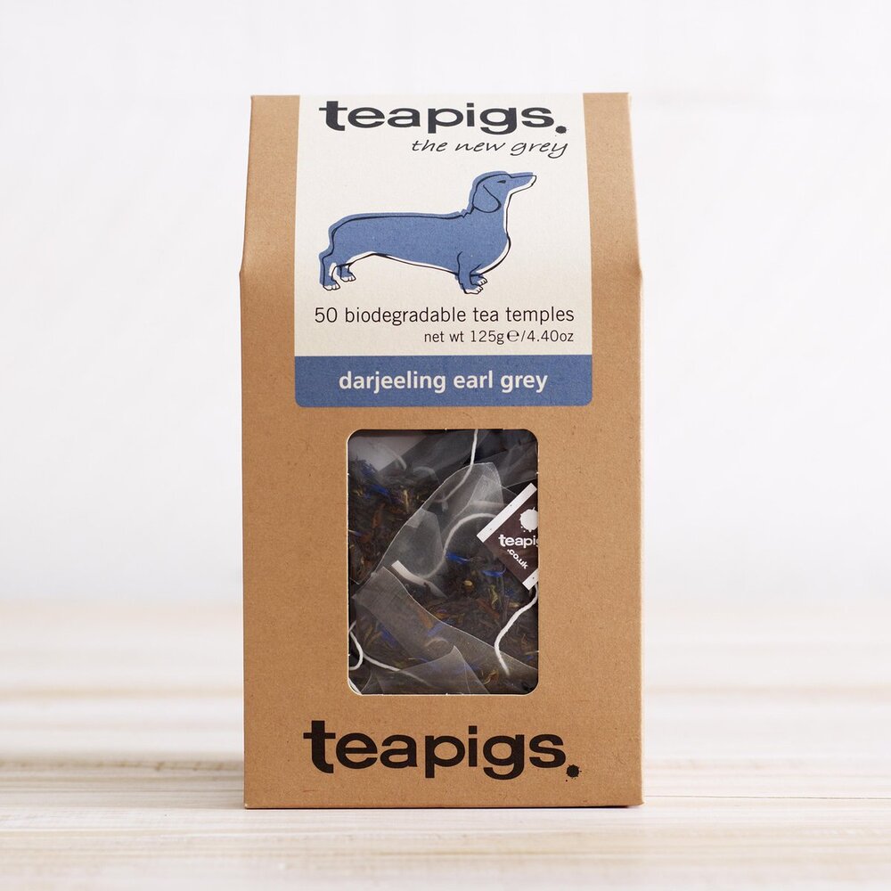 The finest Darjeeling from the foothills of the Himalayas.Added to the zesty, citrus bergamot and lime flavors of the mediterranean to create something altogether more elegant. The blue cornflowers? Well, they just look so pretty.