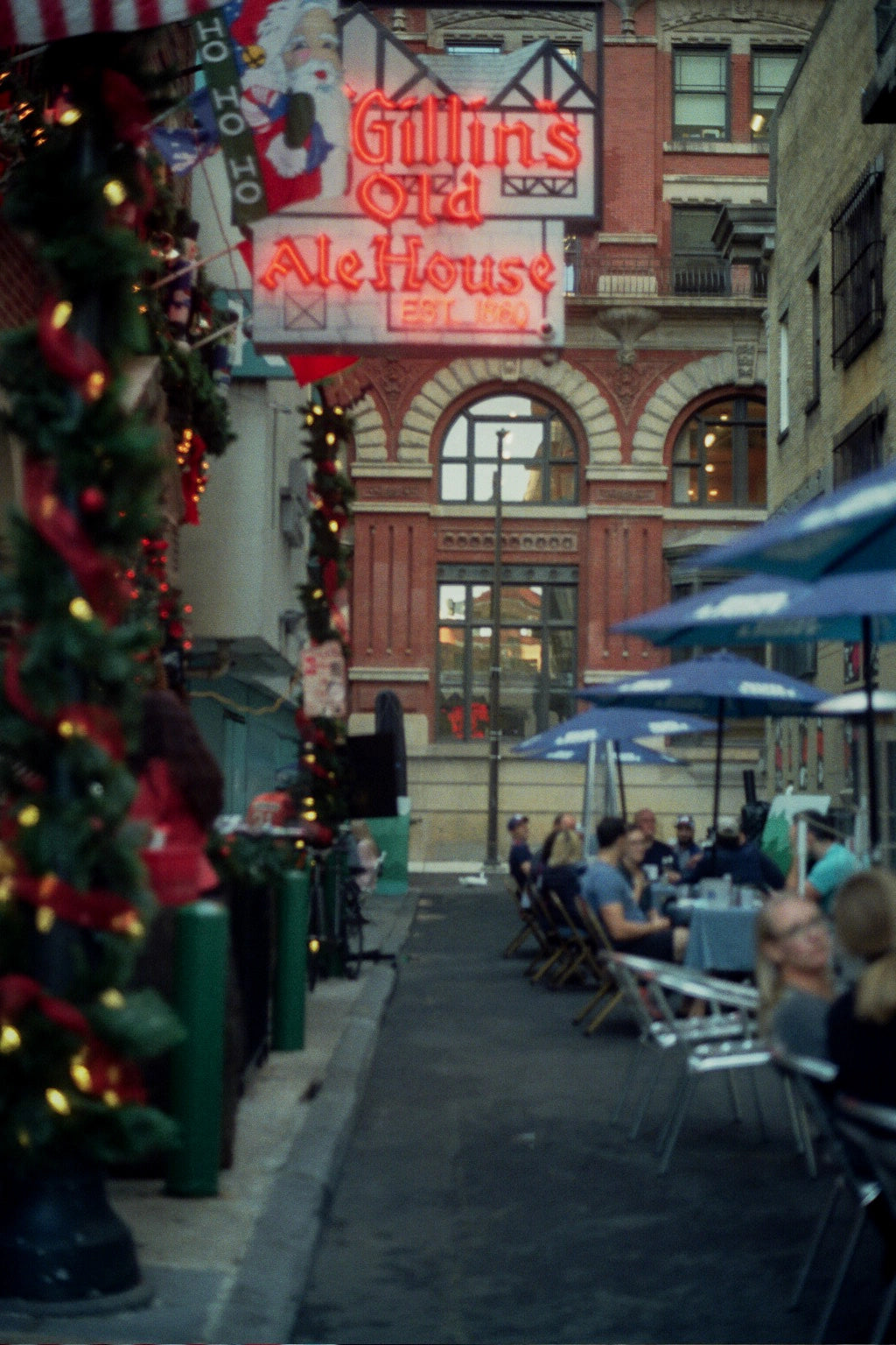 McGillin's Old Ale House — bagels & Bean2Bean coffee