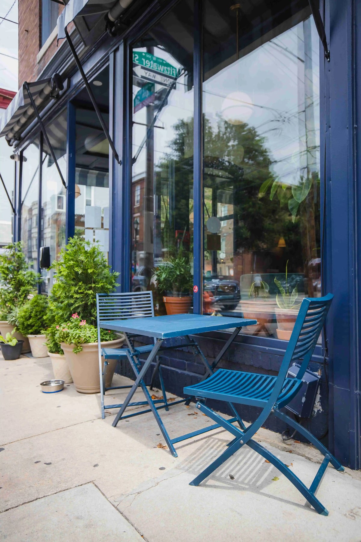 Blue outdoor table at Fitz on 4th